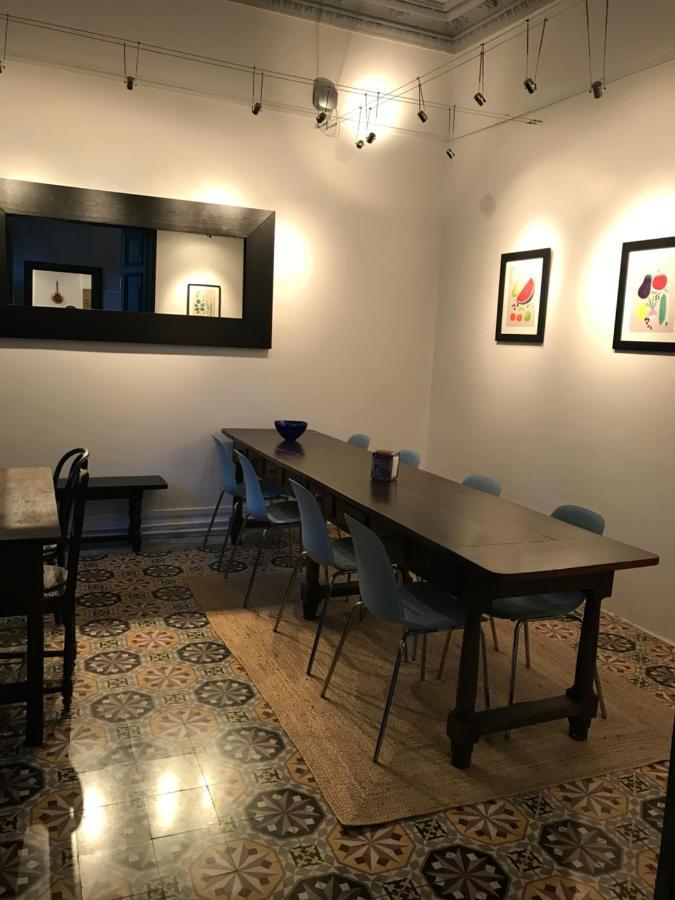 旅行者住宿加早餐旅馆 Olonzac 外观 照片