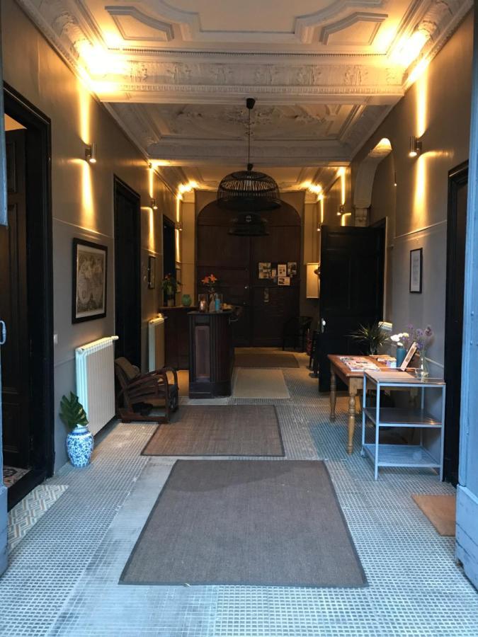 旅行者住宿加早餐旅馆 Olonzac 外观 照片