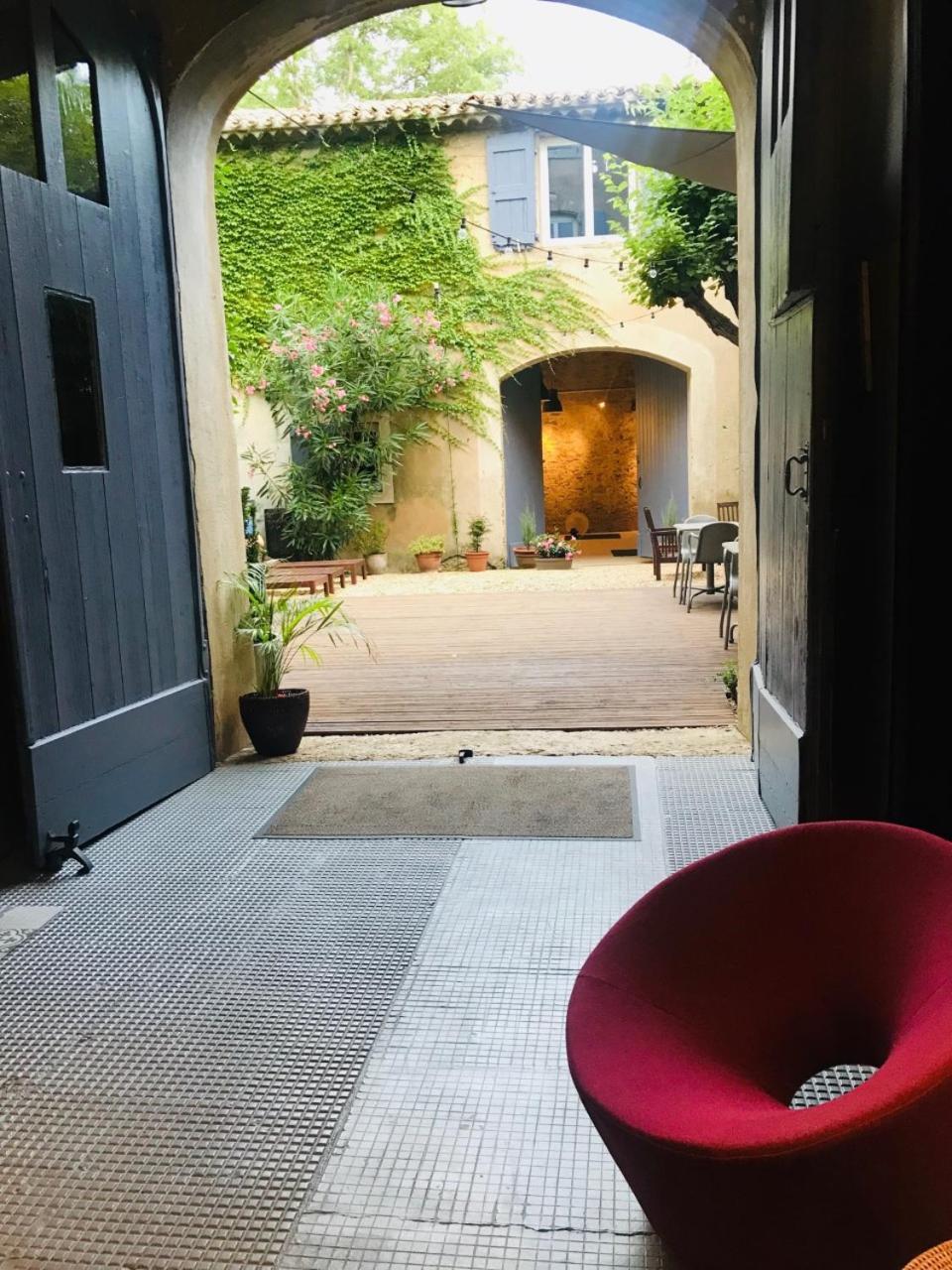旅行者住宿加早餐旅馆 Olonzac 外观 照片